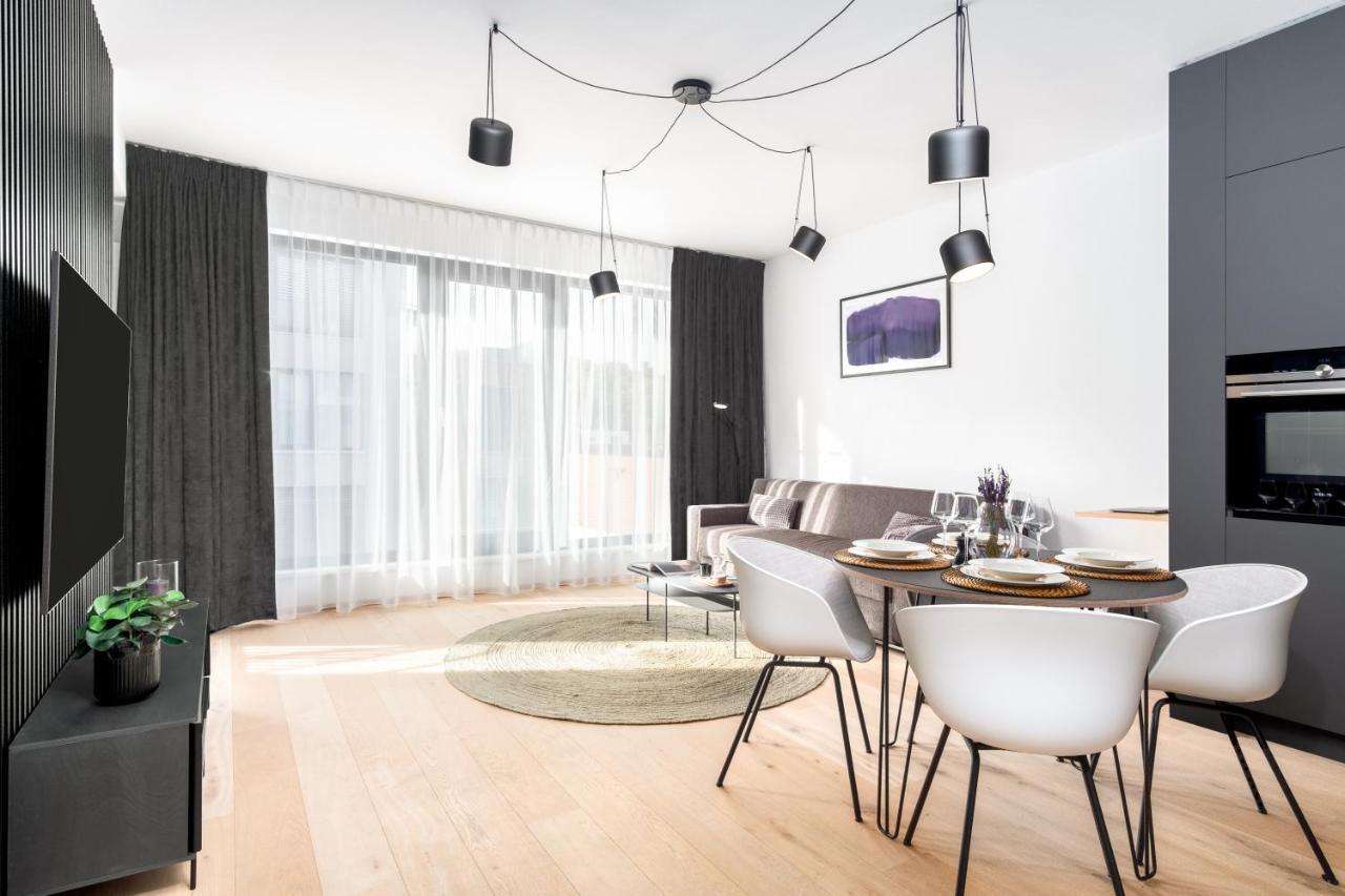 Apartment Days - Premium - Balcony *