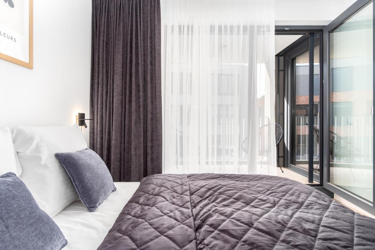 Days - Premium - Balcony * Prague