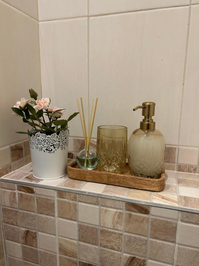 Cozy At Andel Apartamento Praga