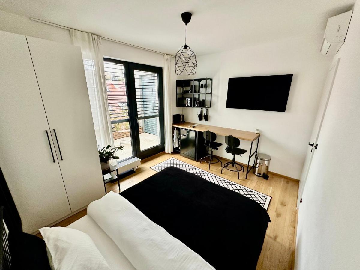 B 502 Homestay