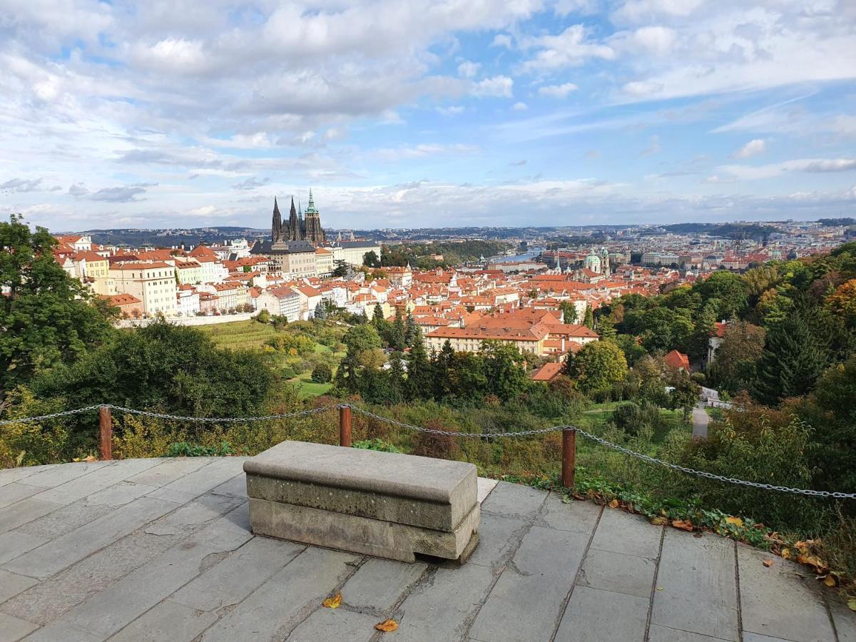 Cozy Near Castle Appartement Prague
