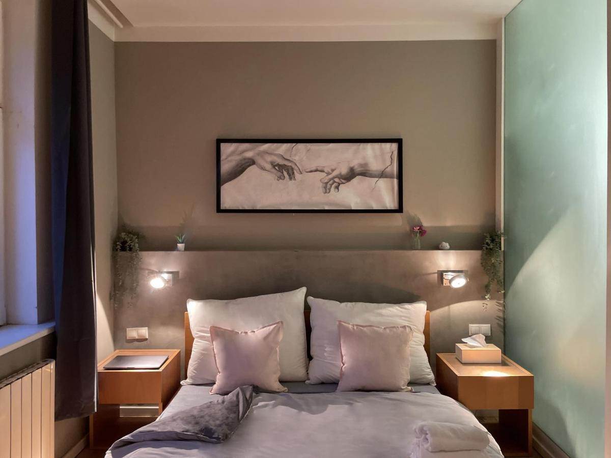 Luxury Beautiful Spacious In Perfect Location * Prague