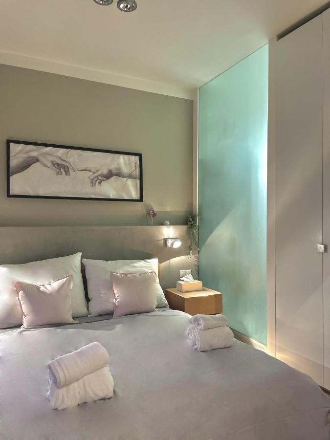 Luxury Beautiful Spacious In Perfect Location Apartment Prague