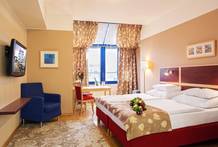 Ea Julis Hotel 4*