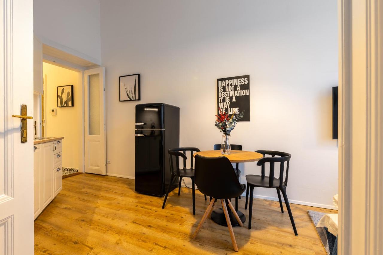 Charming 1 Bedroom In The Center Of Apartment