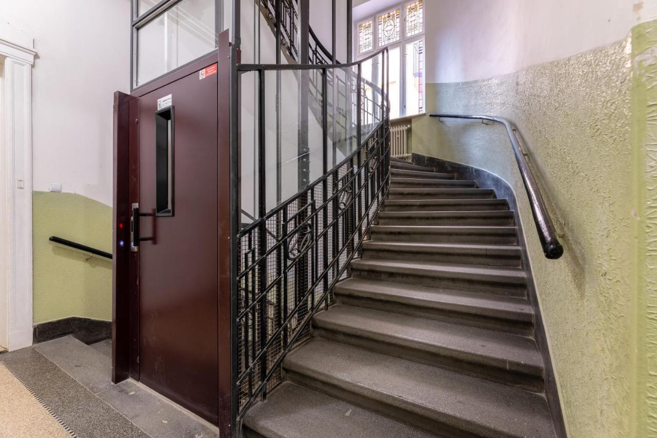Charming 1 Bedroom In The Center Of