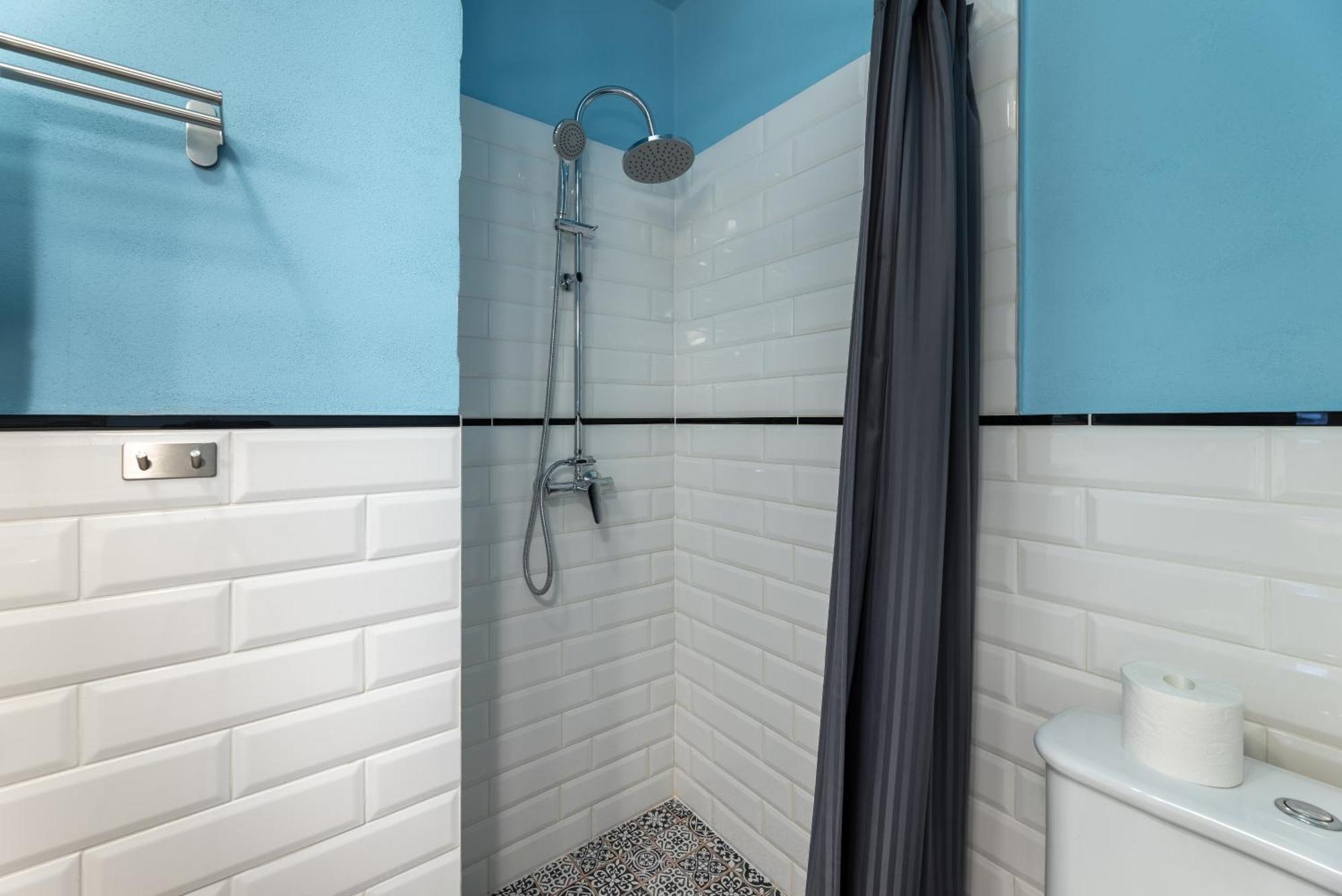 Apartment Charming 1 Bedroom In The Center Of *