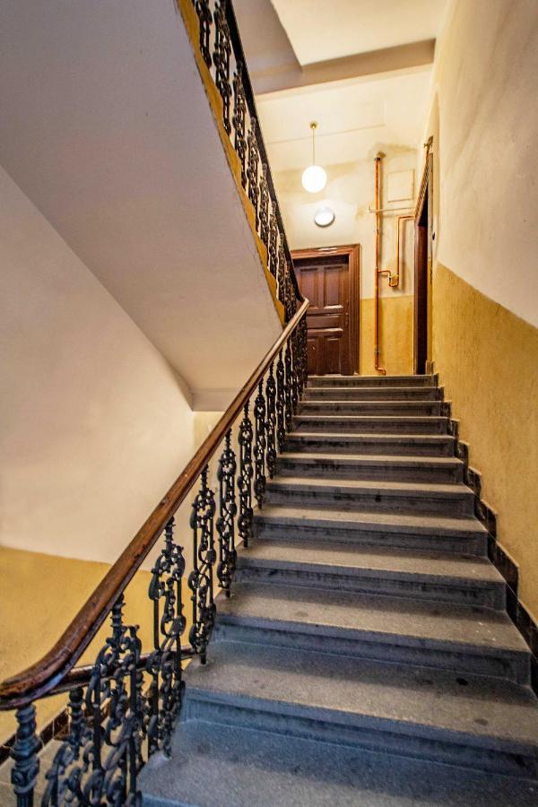 3bdr Oasis In The Heart Of Prague