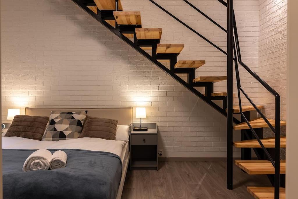 Eclectic And Design Duplex In Apartment Prague