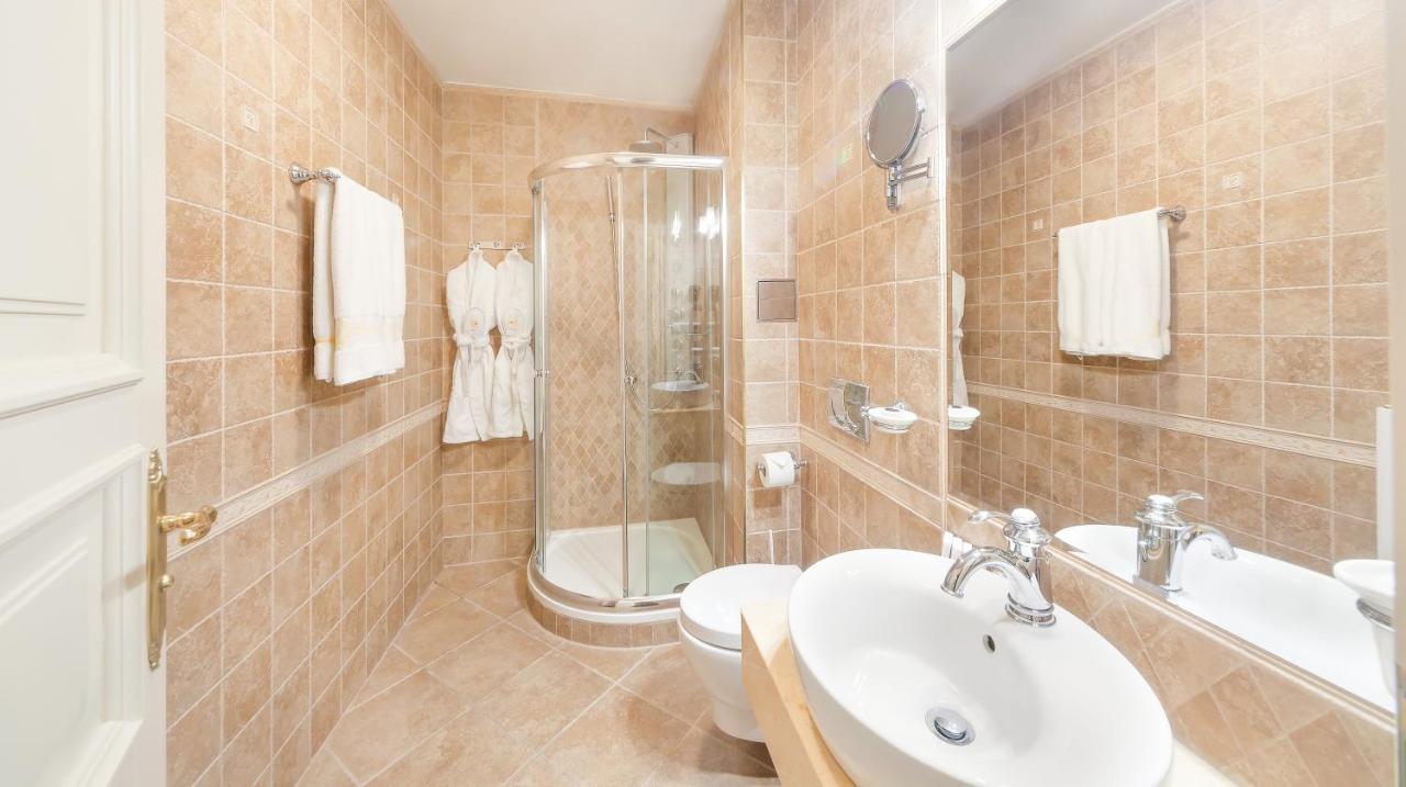 General Old Town Hotel 5*