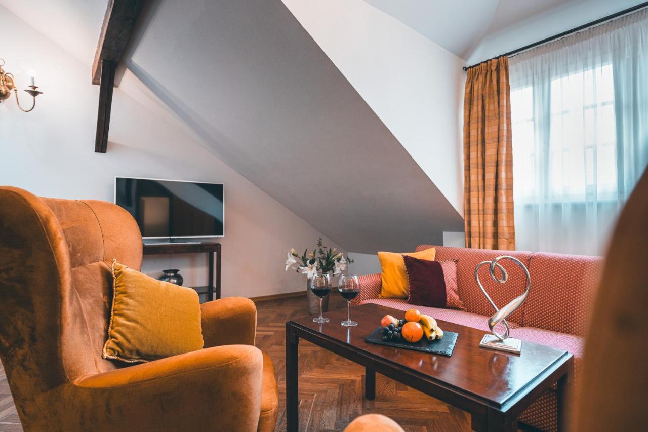 Appia Residences Hotel