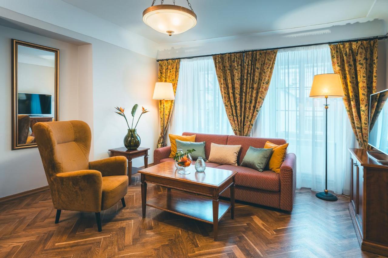 Appia Residences Hotel 4*