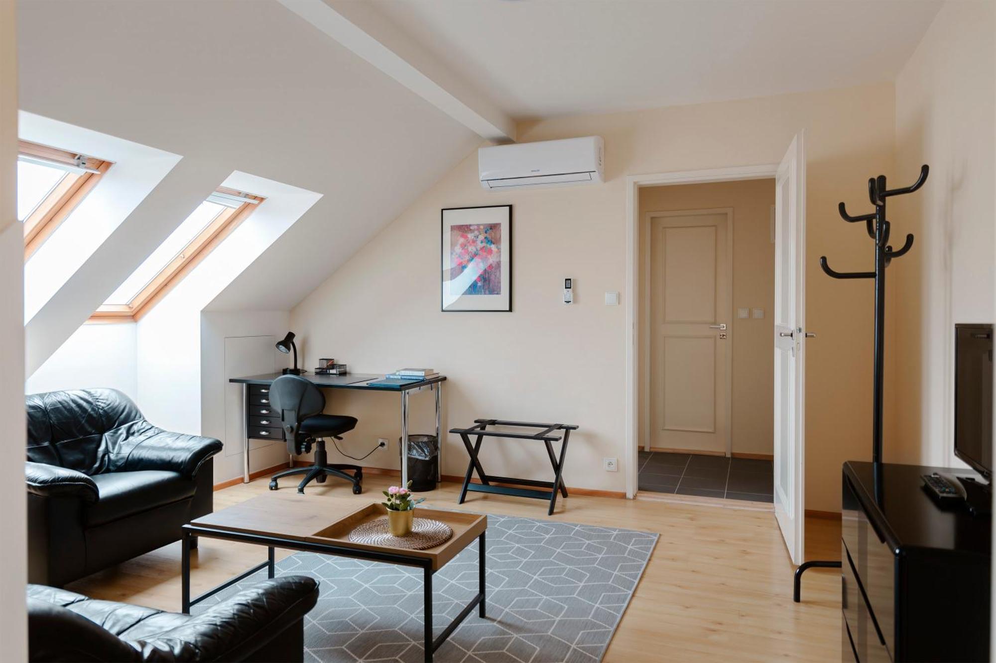 Aparthotel Orion