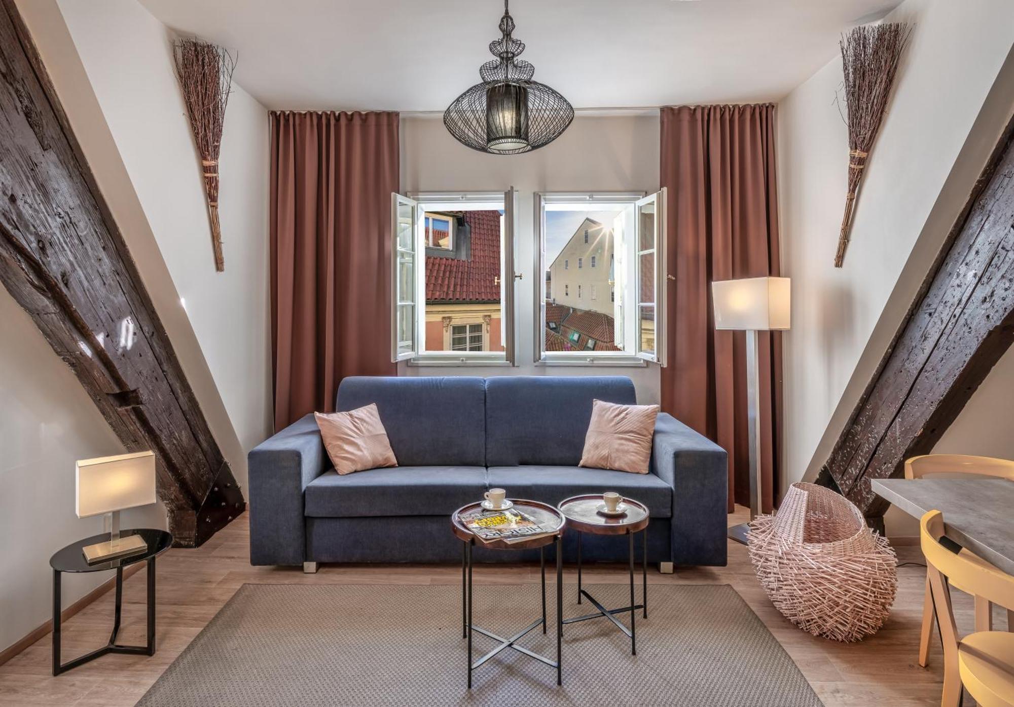 7 Tales Apartments By Adrez * Praga