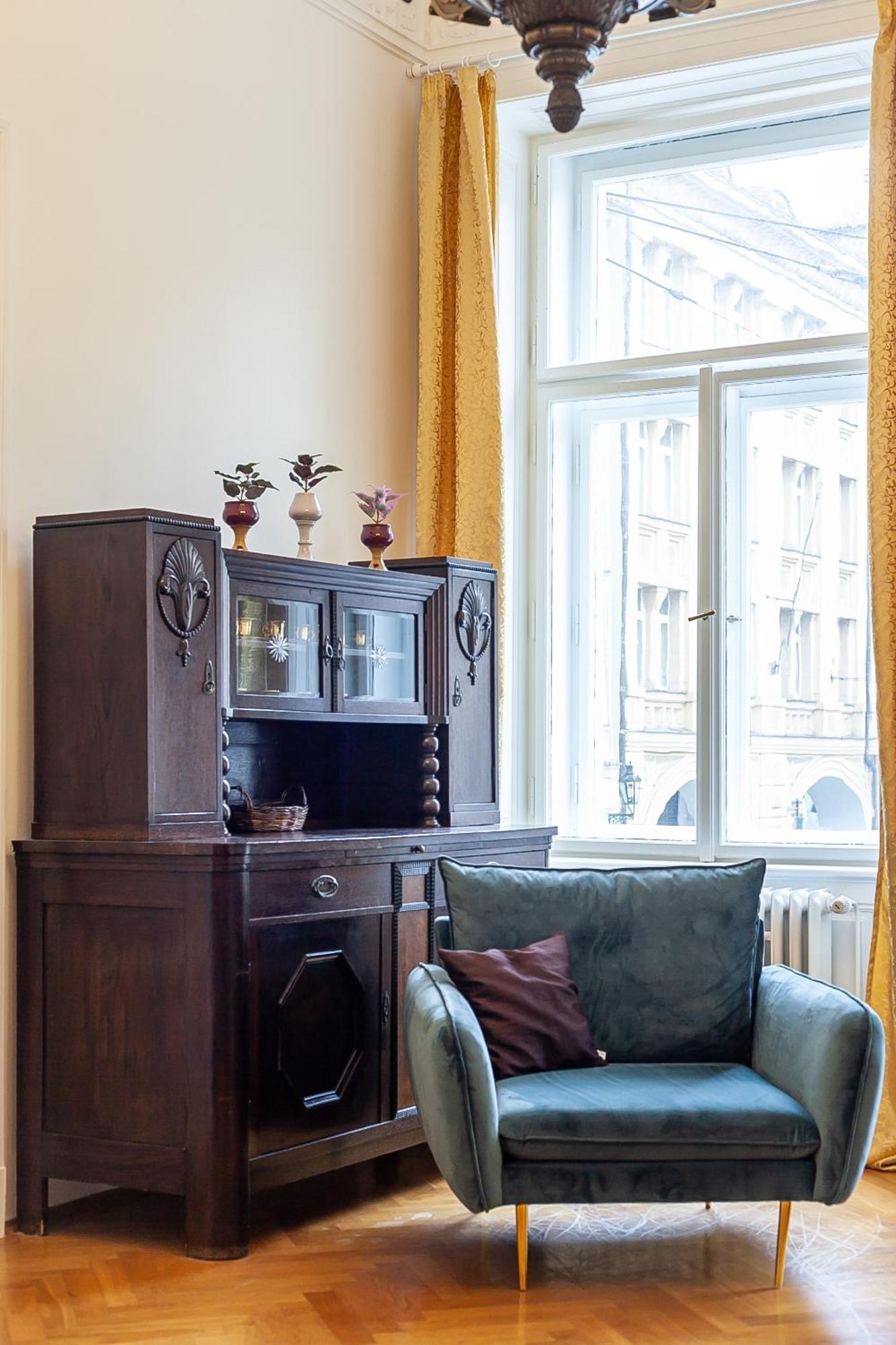 Royal Apartment By Charles Bridge View Of Saint Nicholas Church Apartment Prague