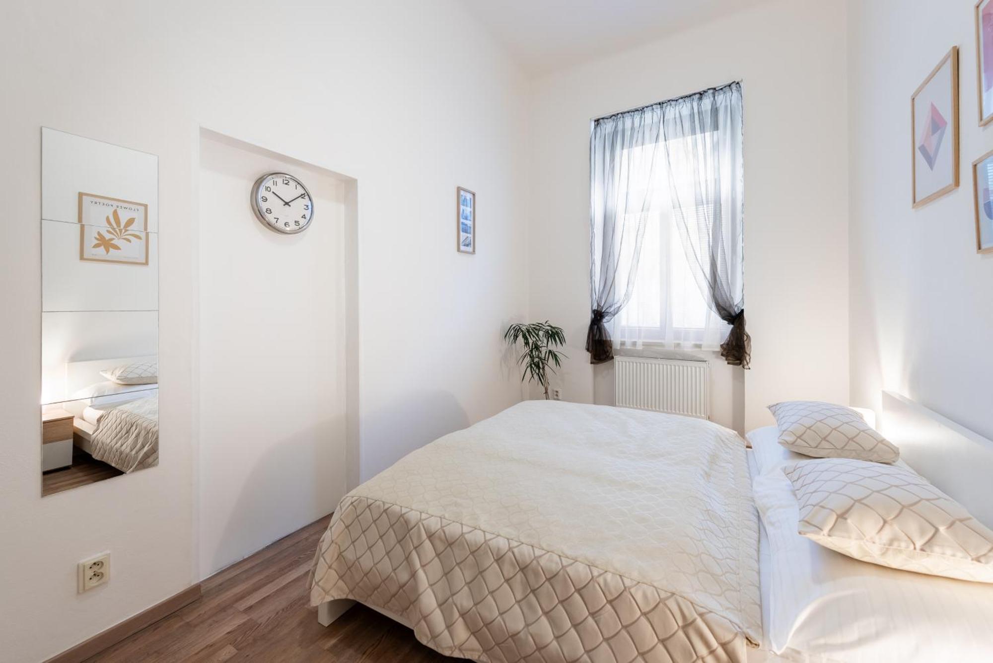 - Karlin Appartement