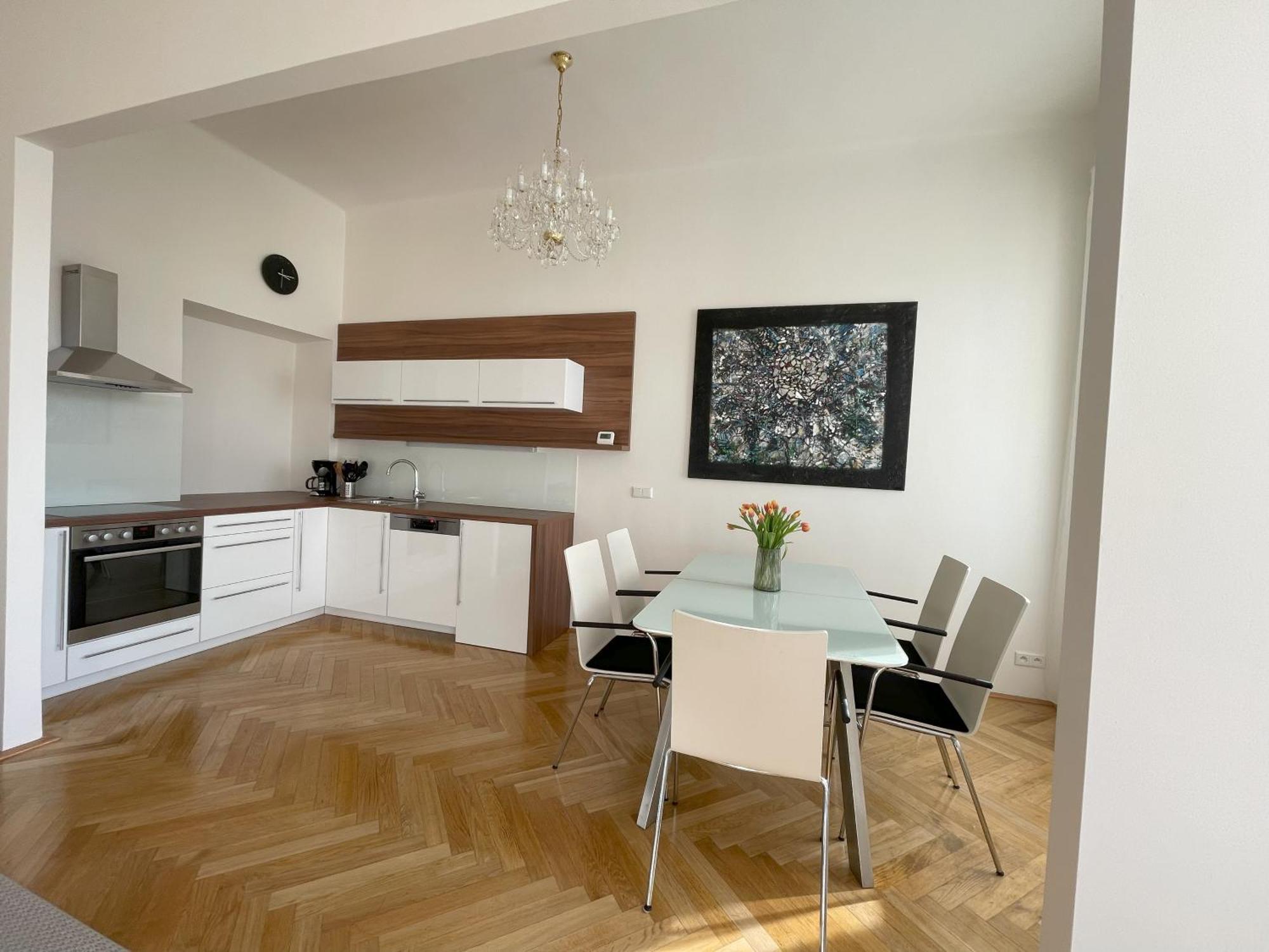 New Manes Apartment