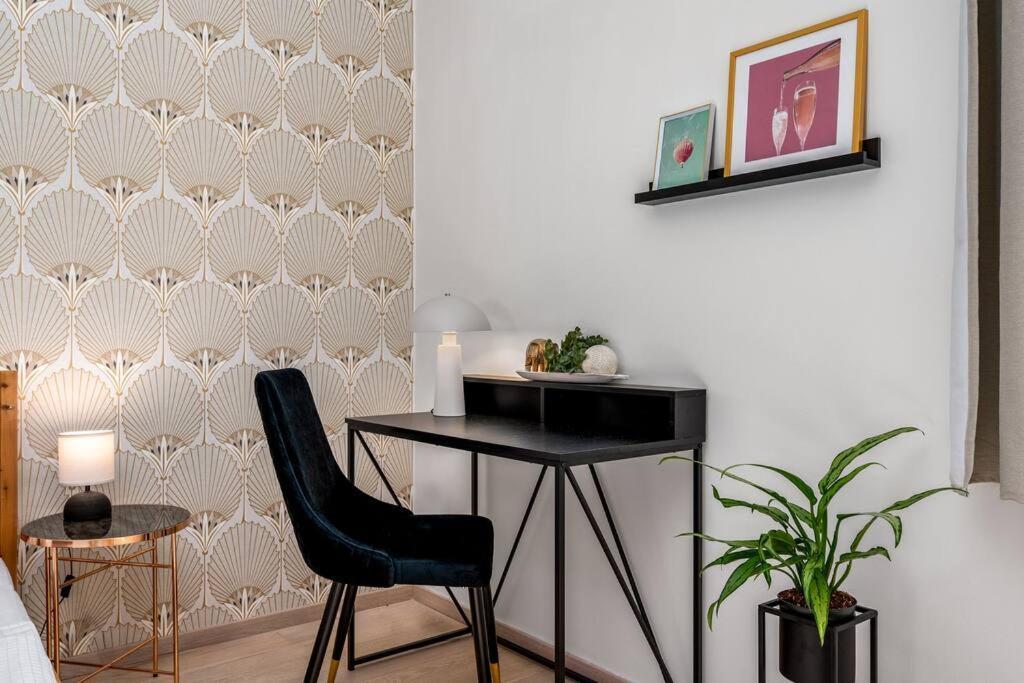 Art Deco Apartment Prague