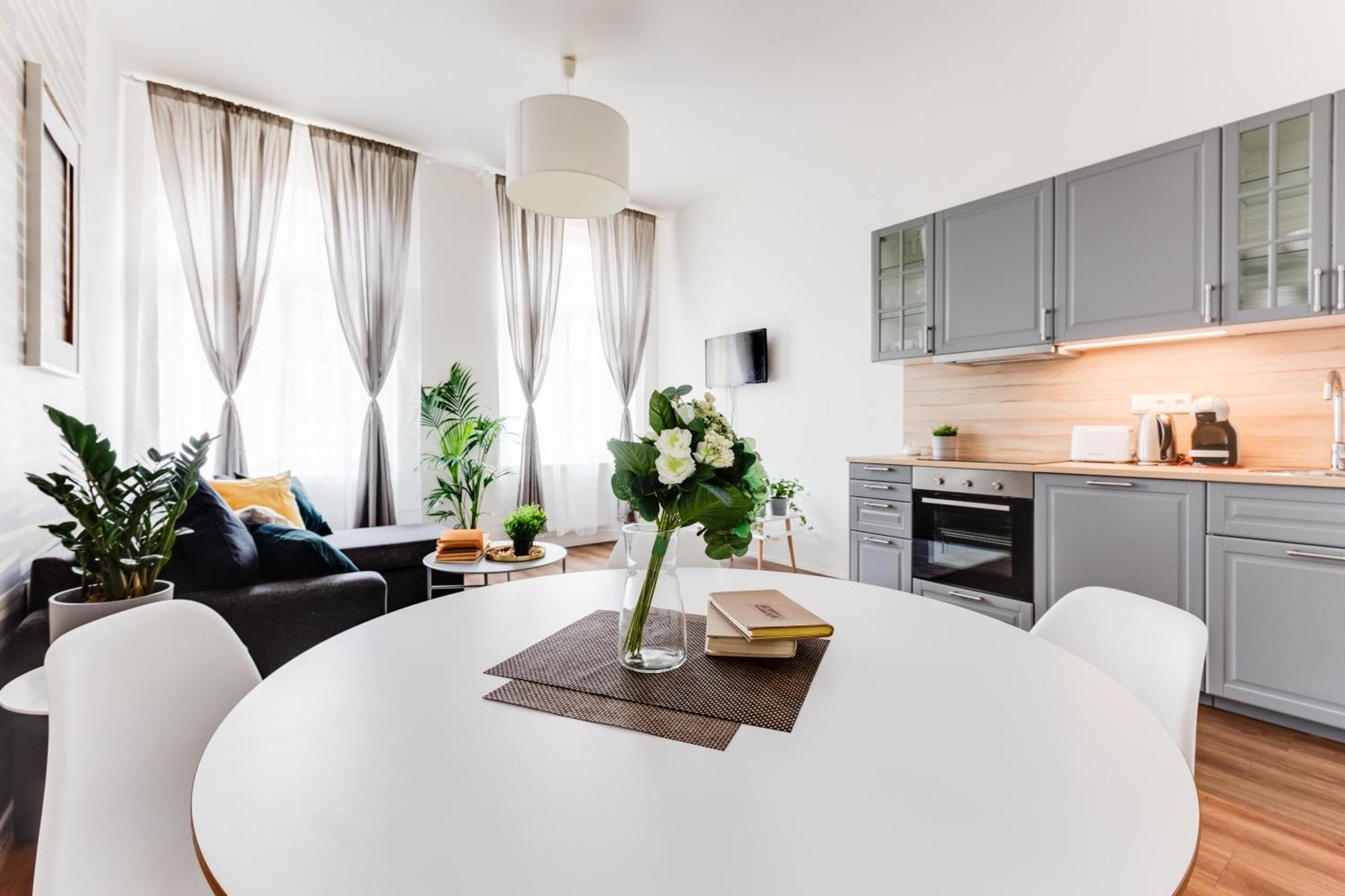 Apartamento Lovely 2bds In The Center - Stp7 Praga