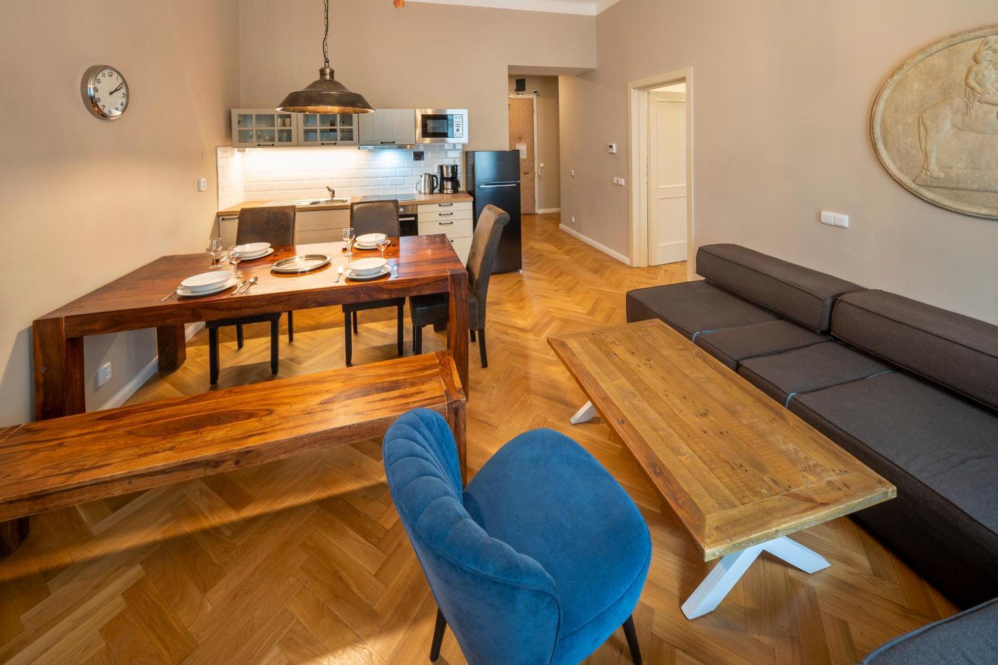 Aparthotel Zborovska