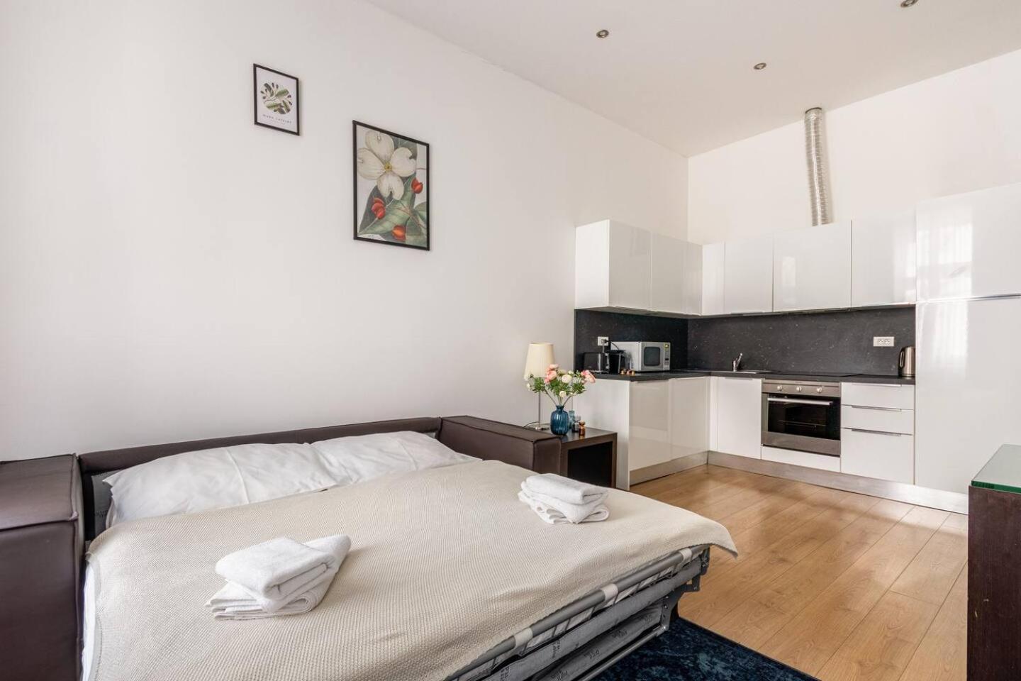 Place Of Grace - 50 Meters From Dancing House * Prague