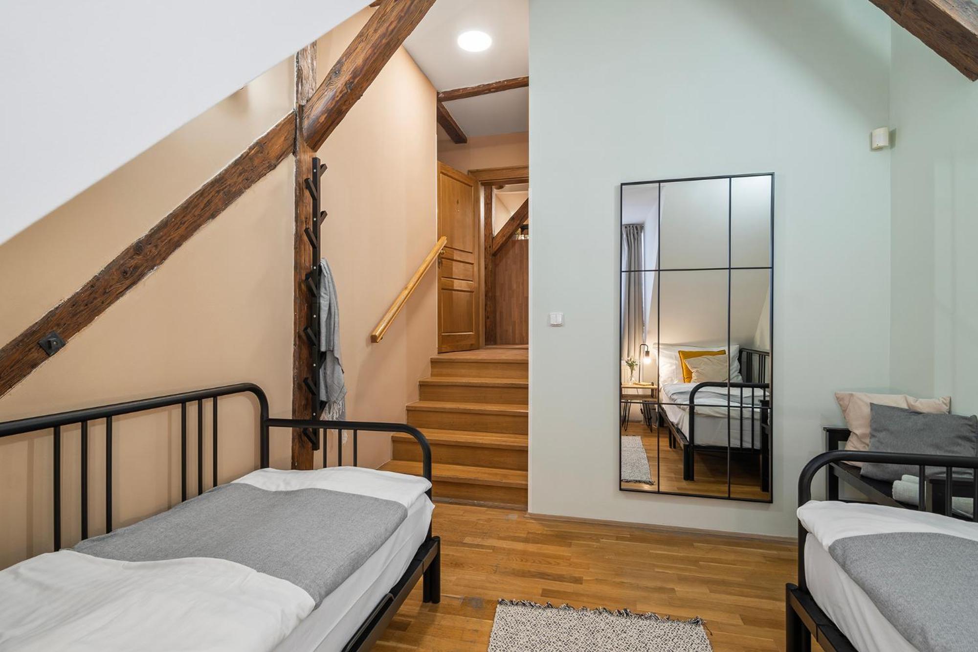 Charles Bridge Historical Apts By Michal&friends Apartment *