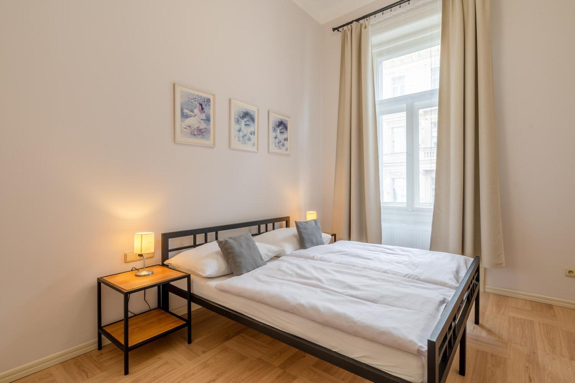Palace Petrarca Apartamento Praga