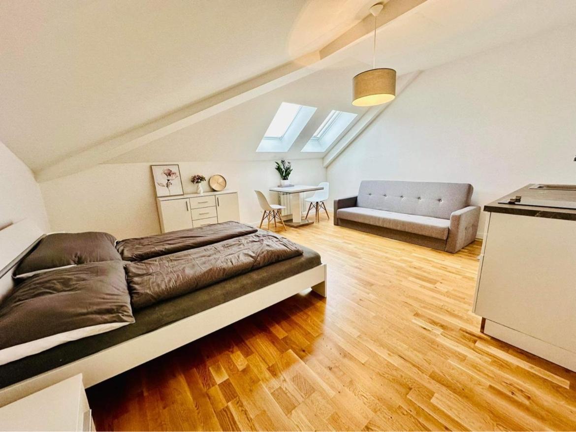 Appartement Wenceslas' Shi 02 *