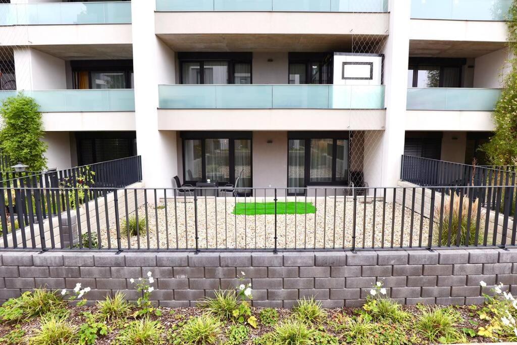 Modern • Garden • Near The Center * Prague