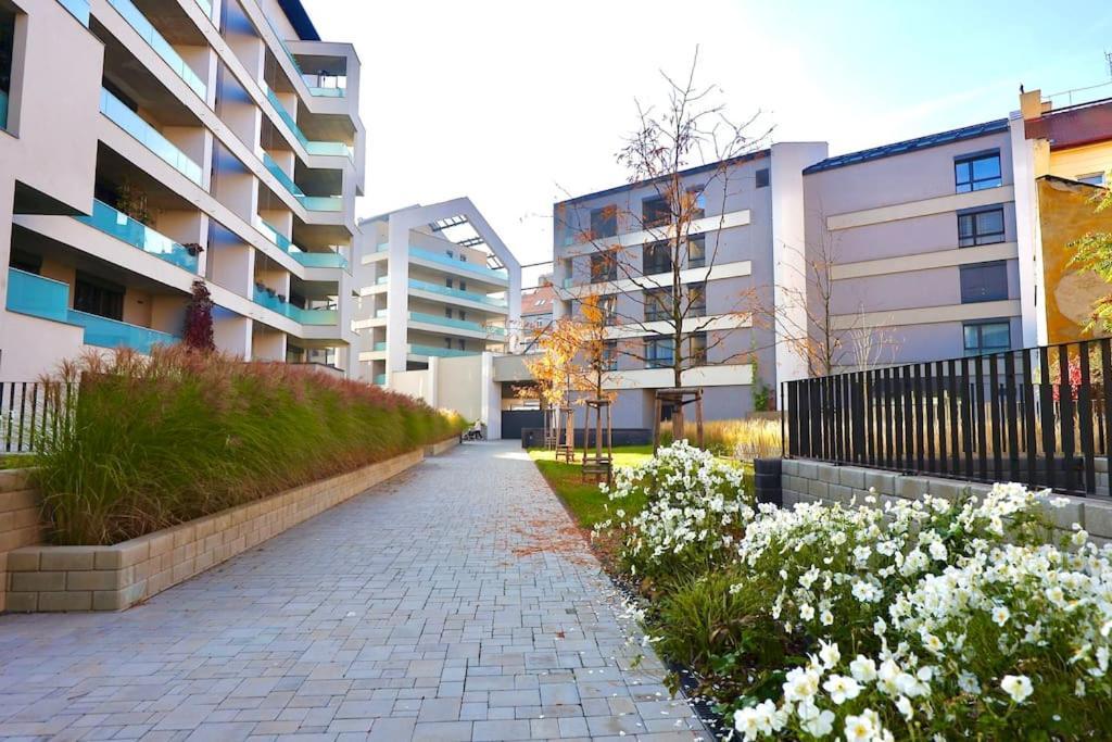 Apartment Modern • Garden • Near The Center *