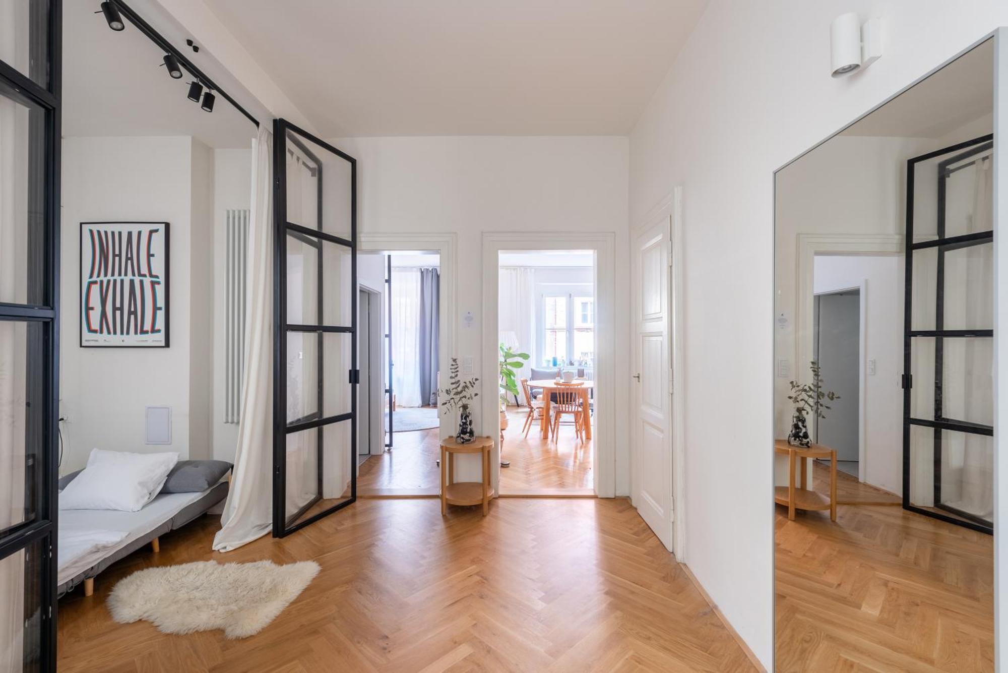 Gallery Apartment *