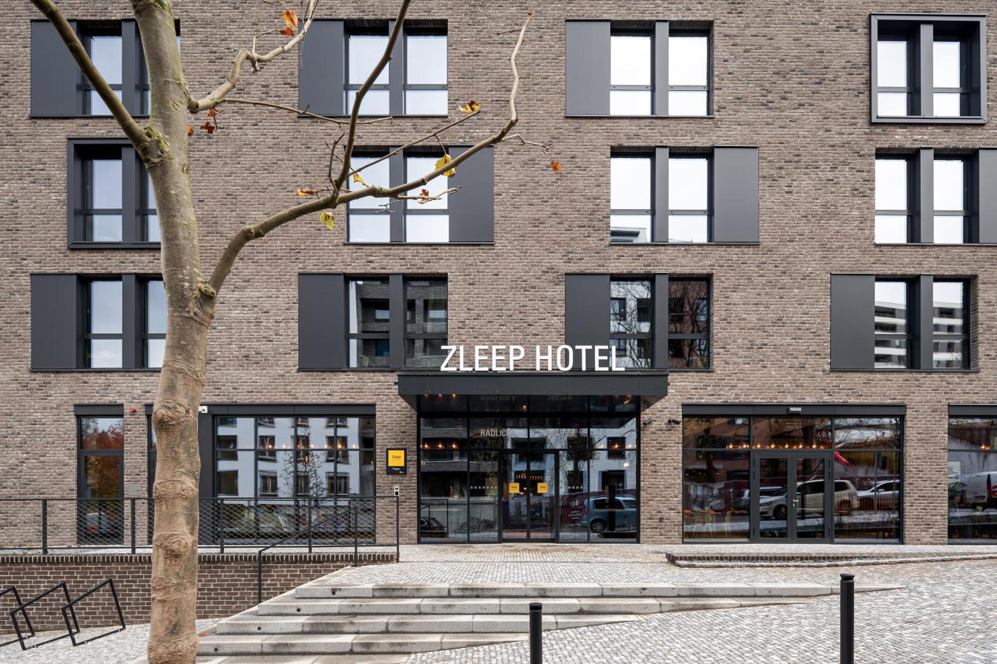 Otel Zleep 3*