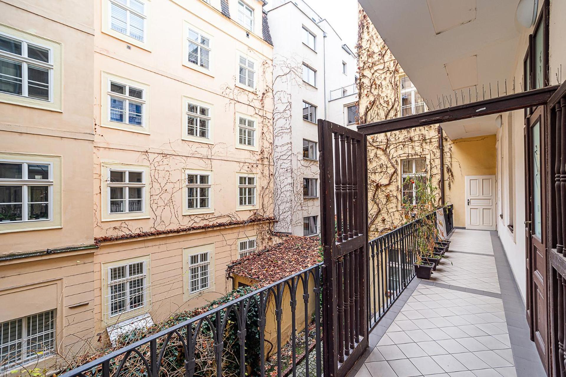 Luxurious Two-bedroom In The Old Town Apartamento *