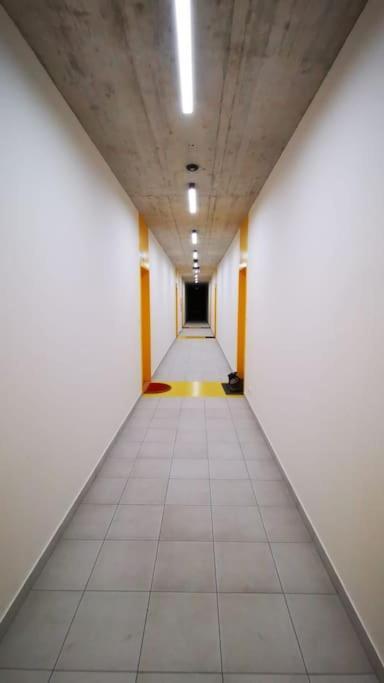 Apartment In N1 *