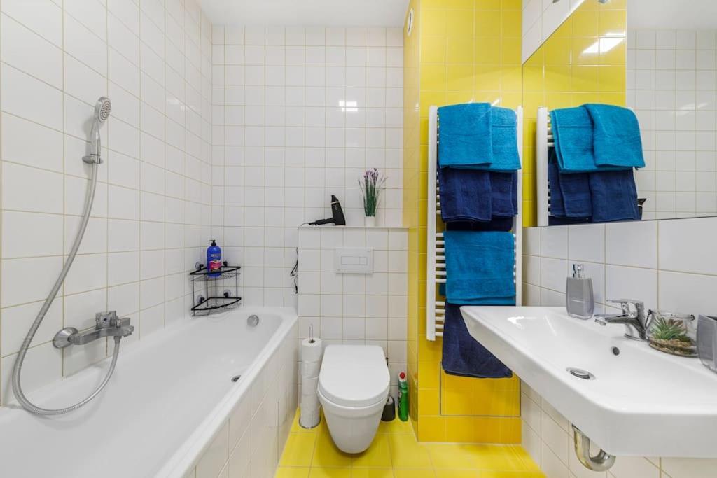 In N1 Apartment *