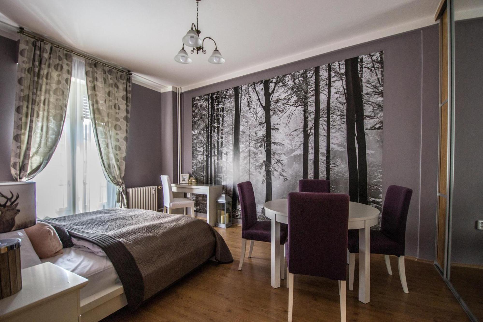 Main Square Sauna And Fireplace Appartement