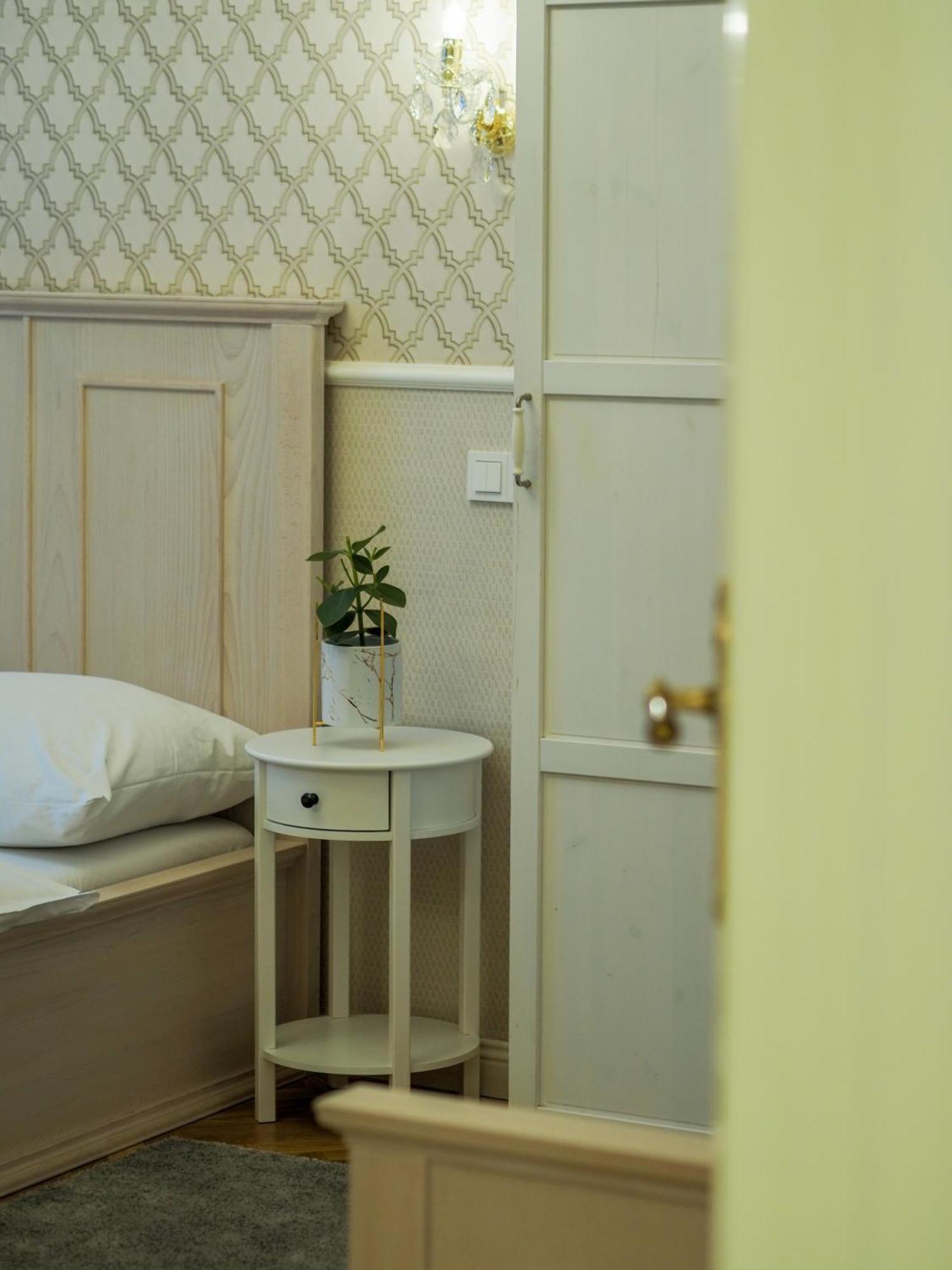 Apart Otel Stupartska - Premium Old Town