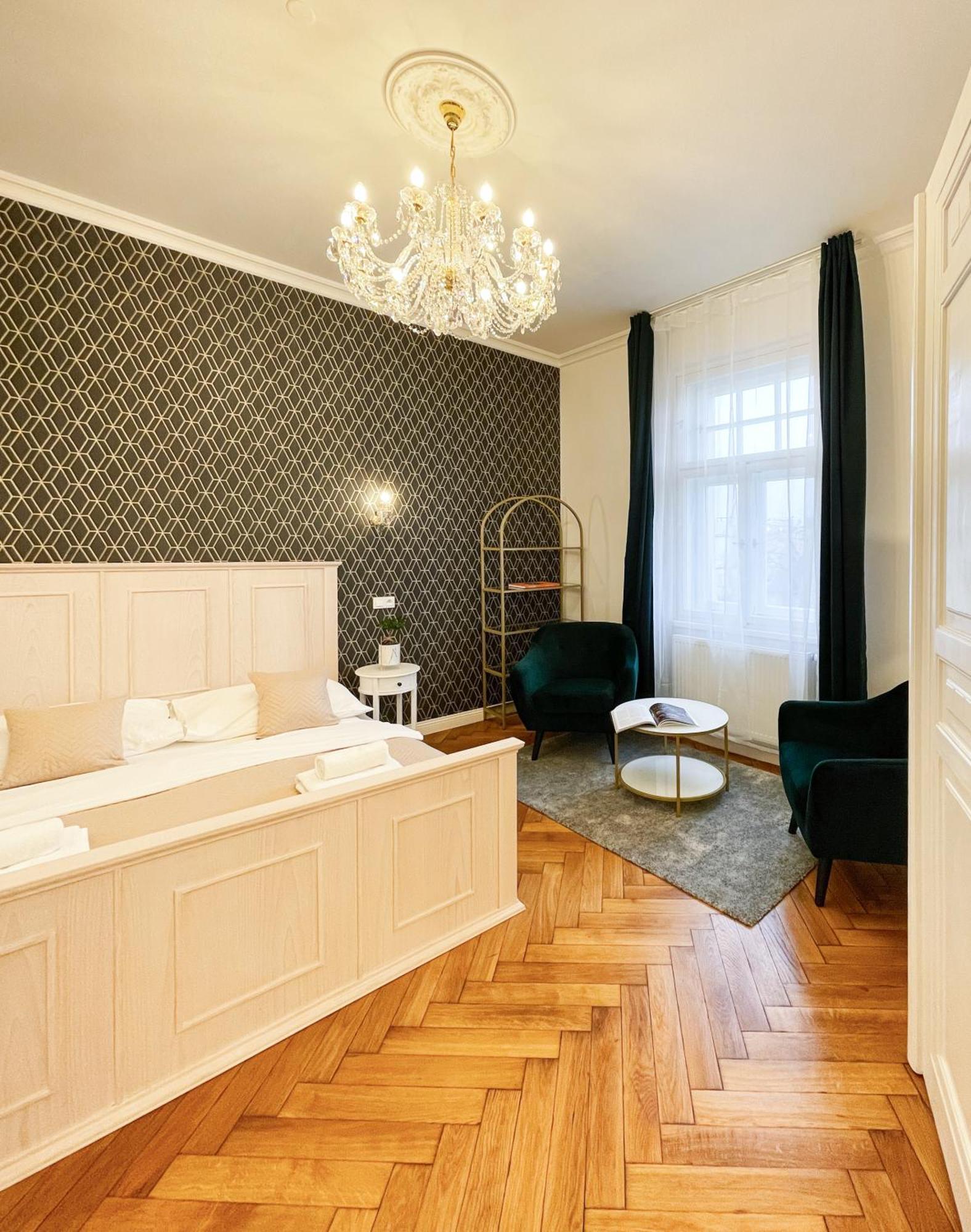 Stupartska - Premium Old Town Apart Otel *