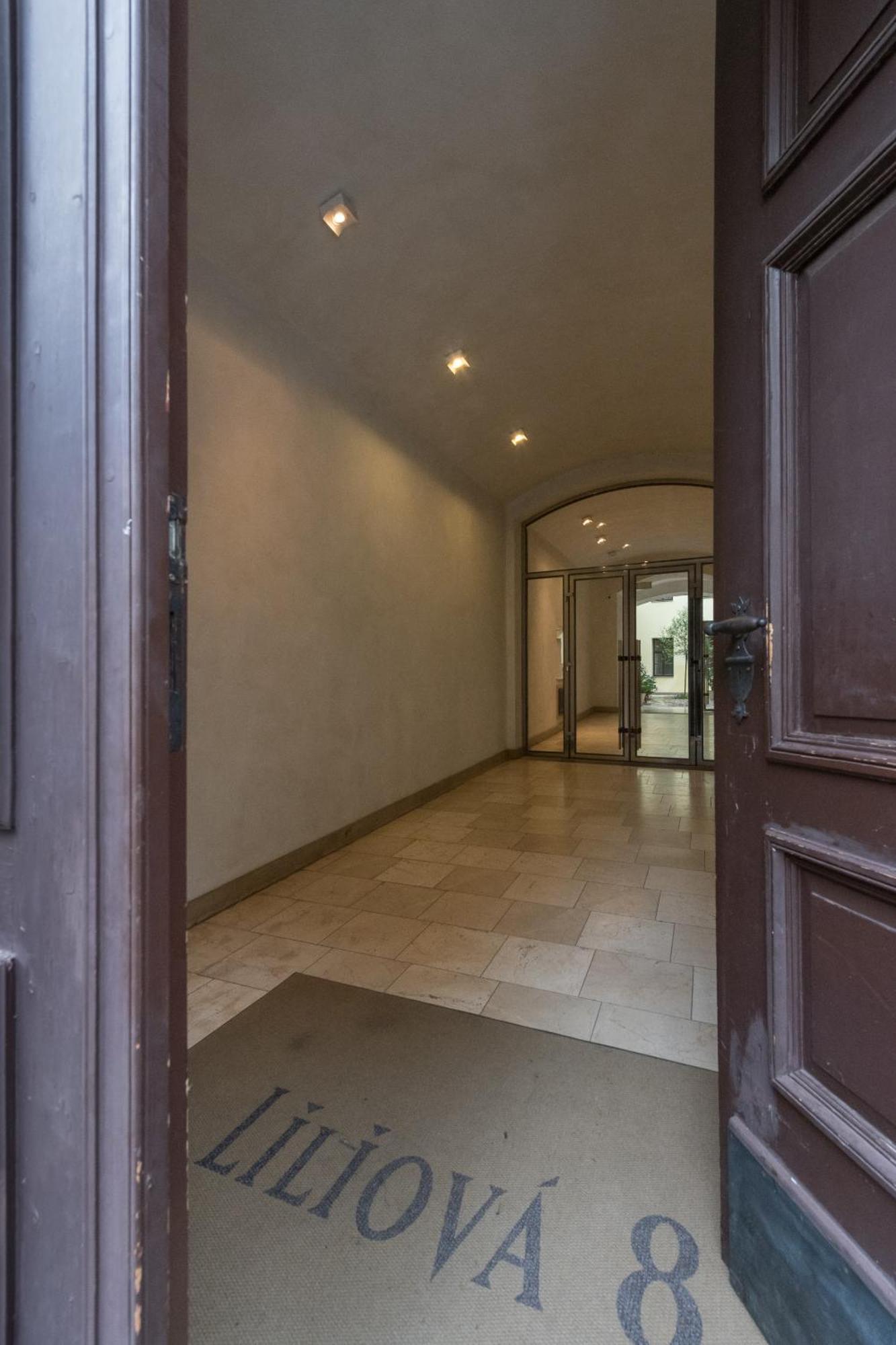 Apartment Upscale In Prime Location Near Sights *