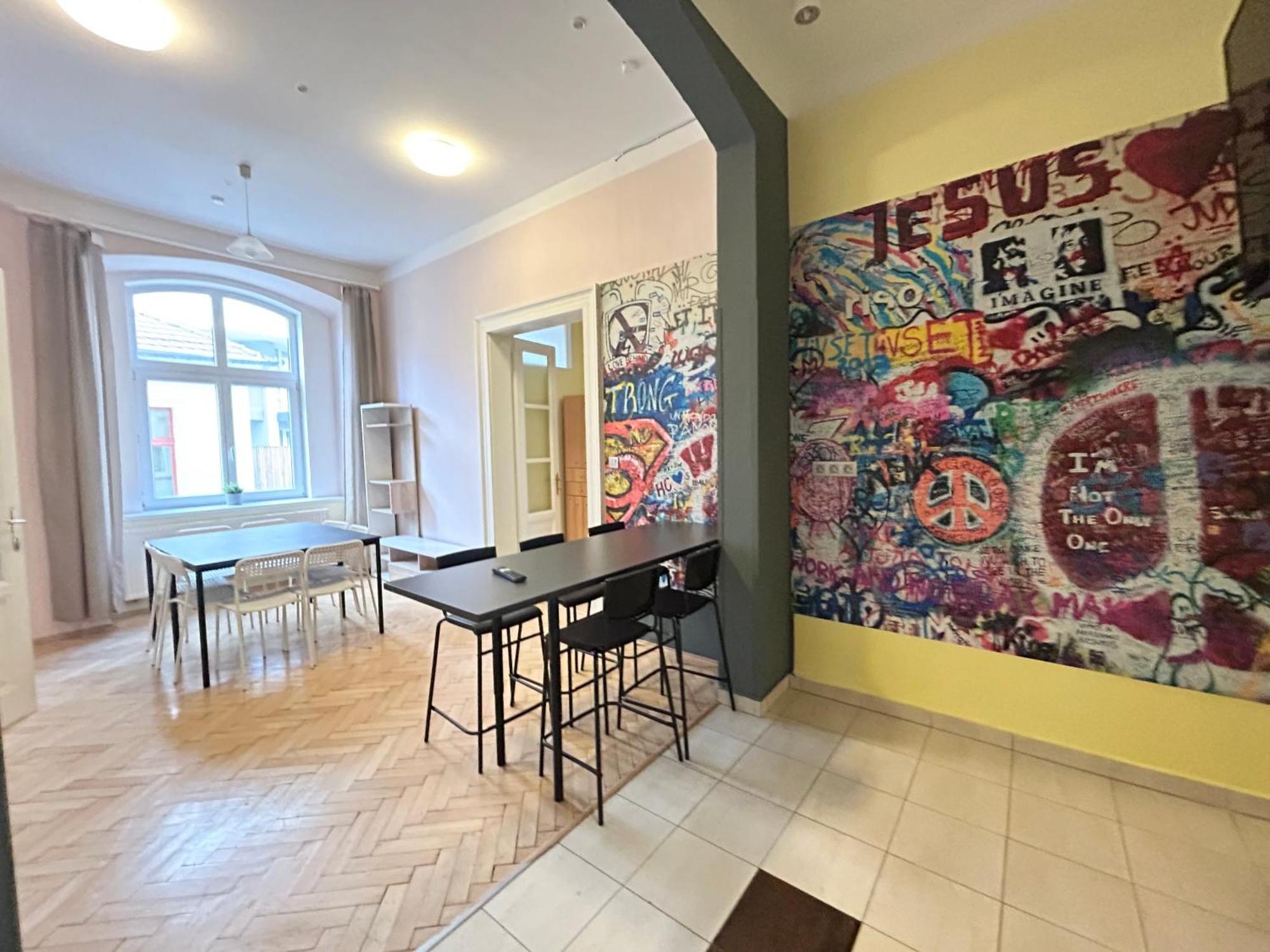 Party House - Ve Smeckach 18, Center!! Apartment *