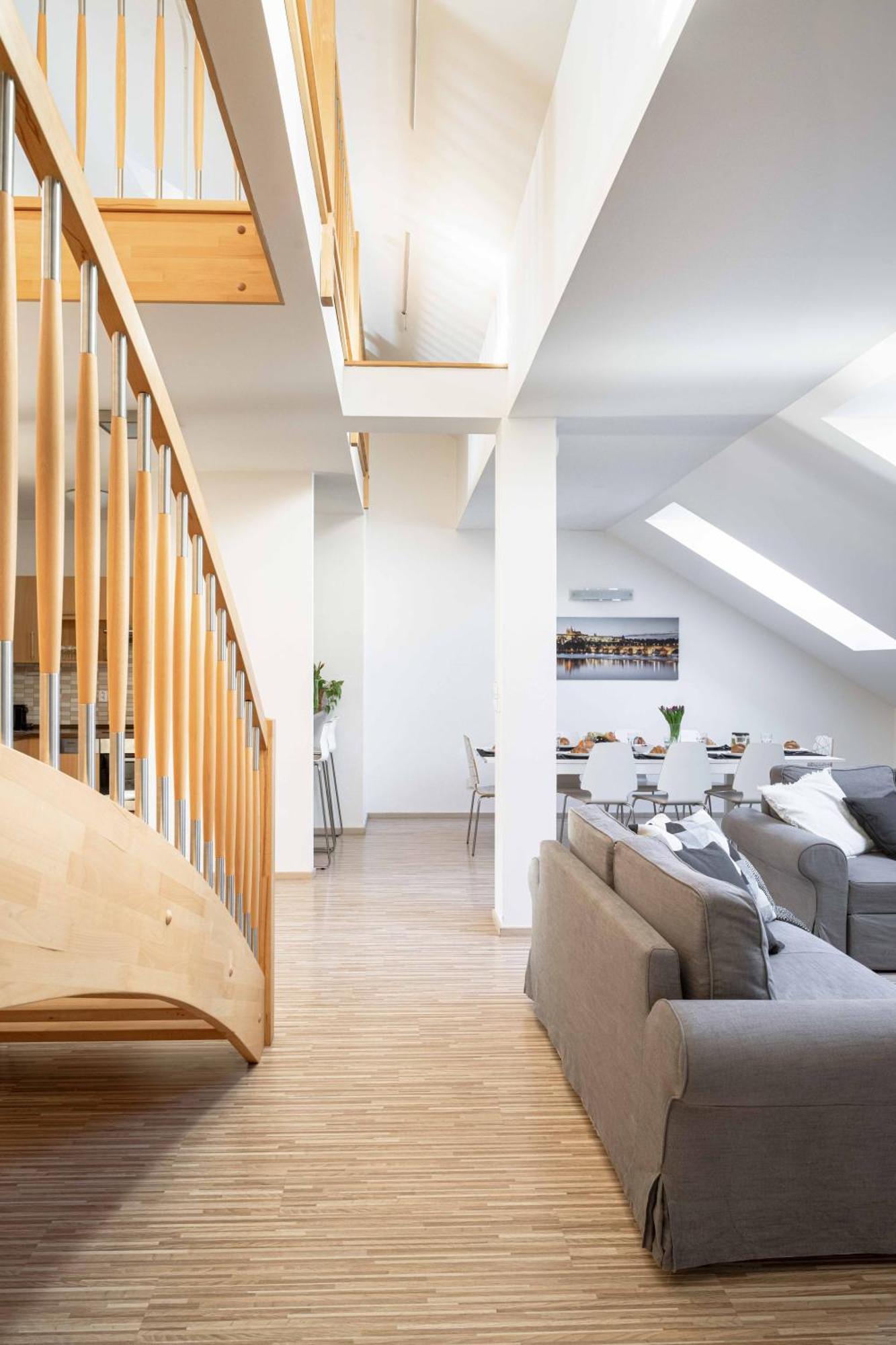 Apartment 150m² 4br Duplex Near Metro & Center