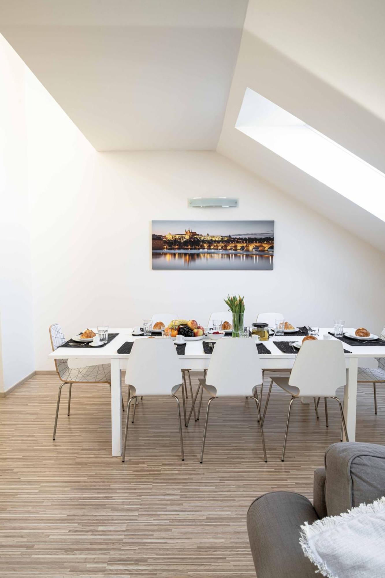 Apartment 150m² 4br Duplex Near Metro & Center