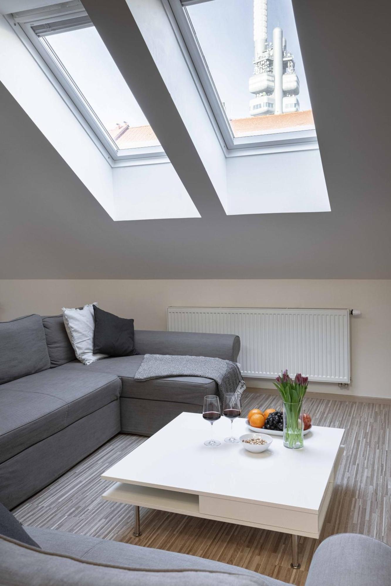 150m² 4br Duplex Near Metro & Center Prague