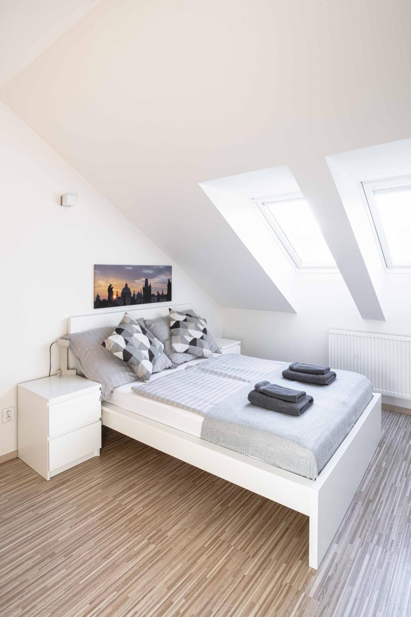 Apartment 150m² 4br Duplex Near Metro & Center
