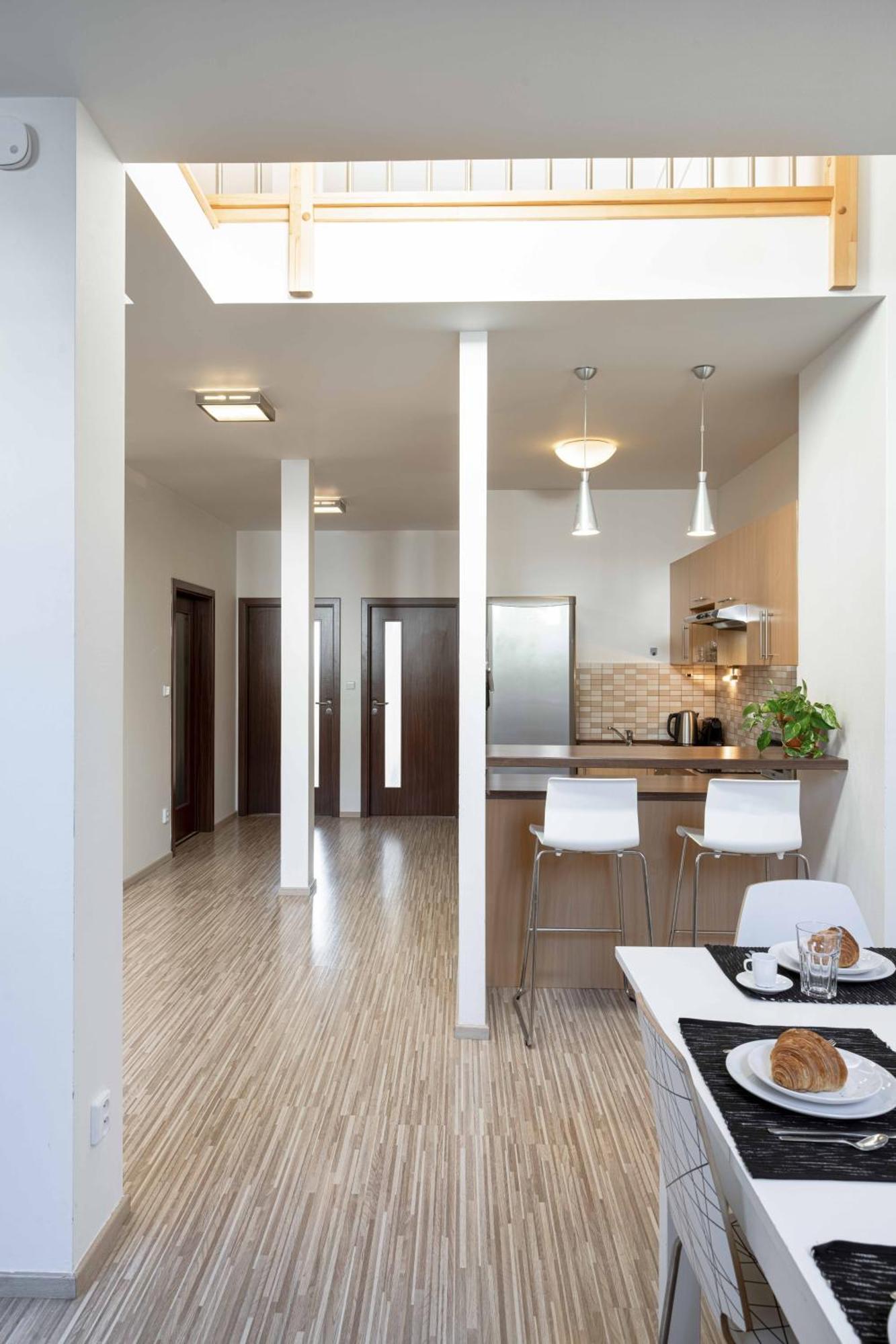 Apartment 150m² 4br Duplex Near Metro & Center *