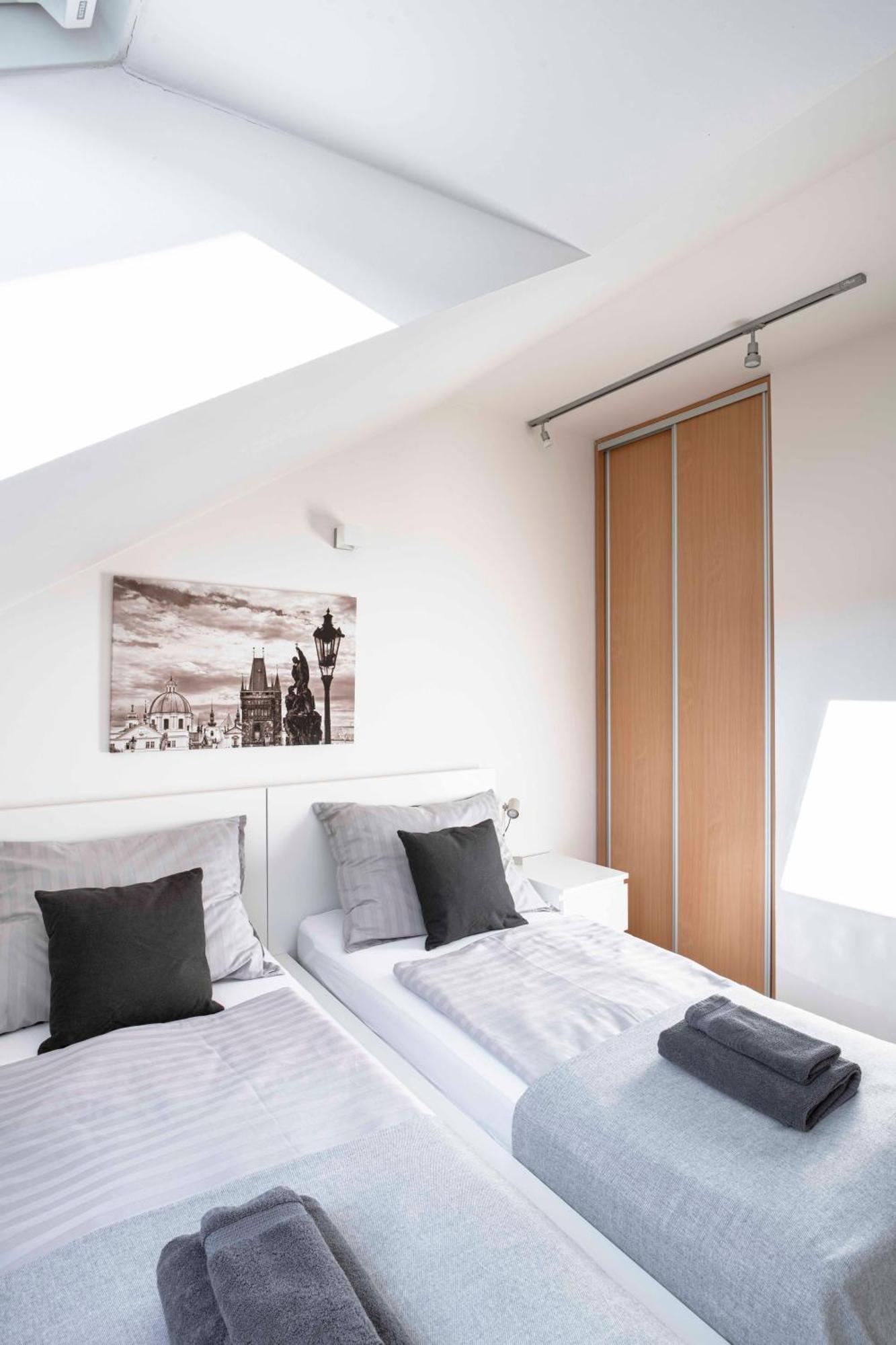 Apartment 150m² 4br Duplex Near Metro & Center *