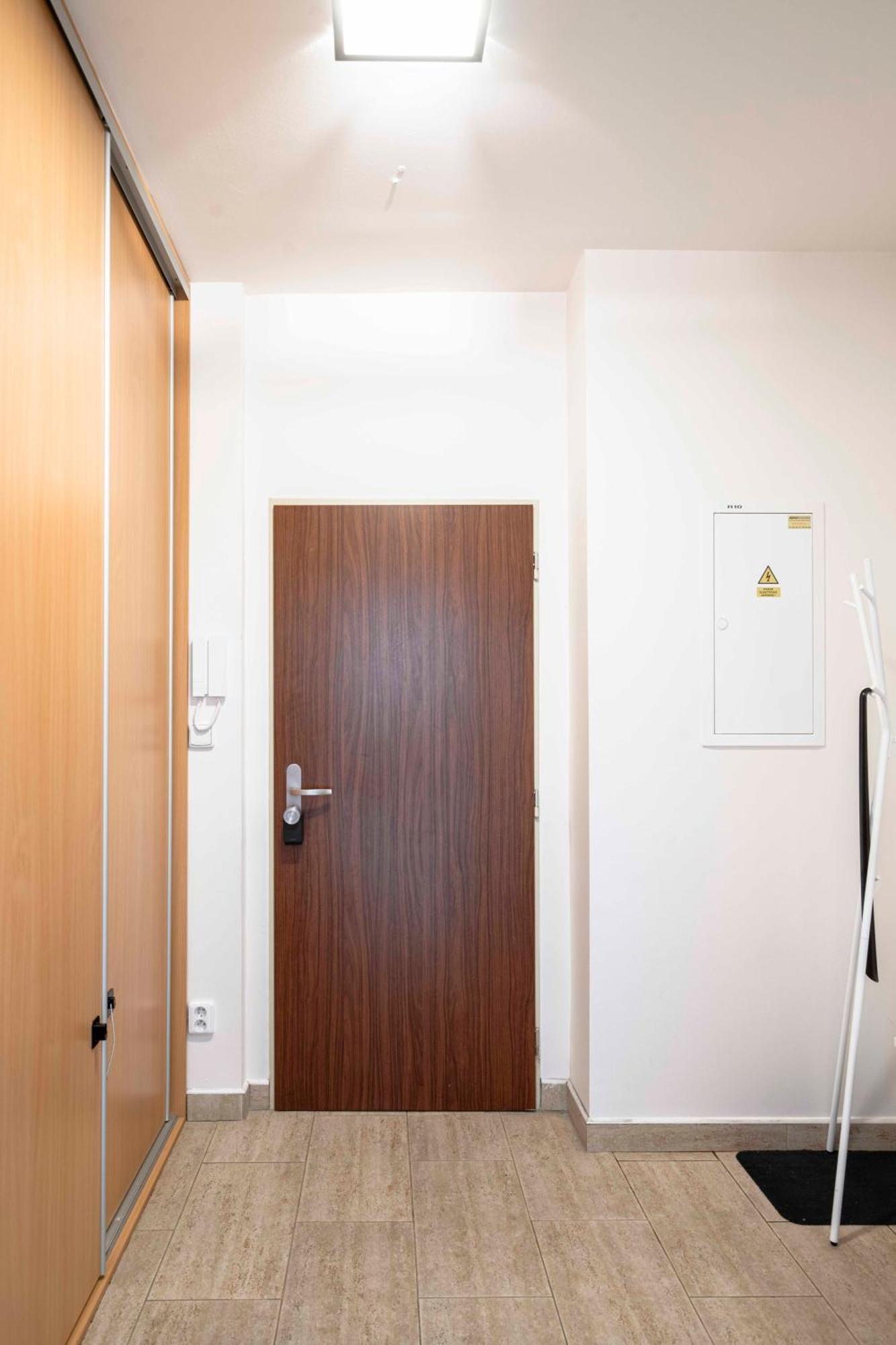 150m² 4br Duplex Near Metro & Center Apartment