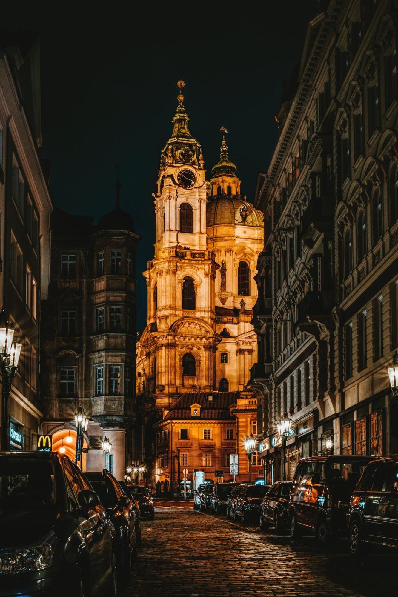 Daire Helen Homestay Vysehrad Prag