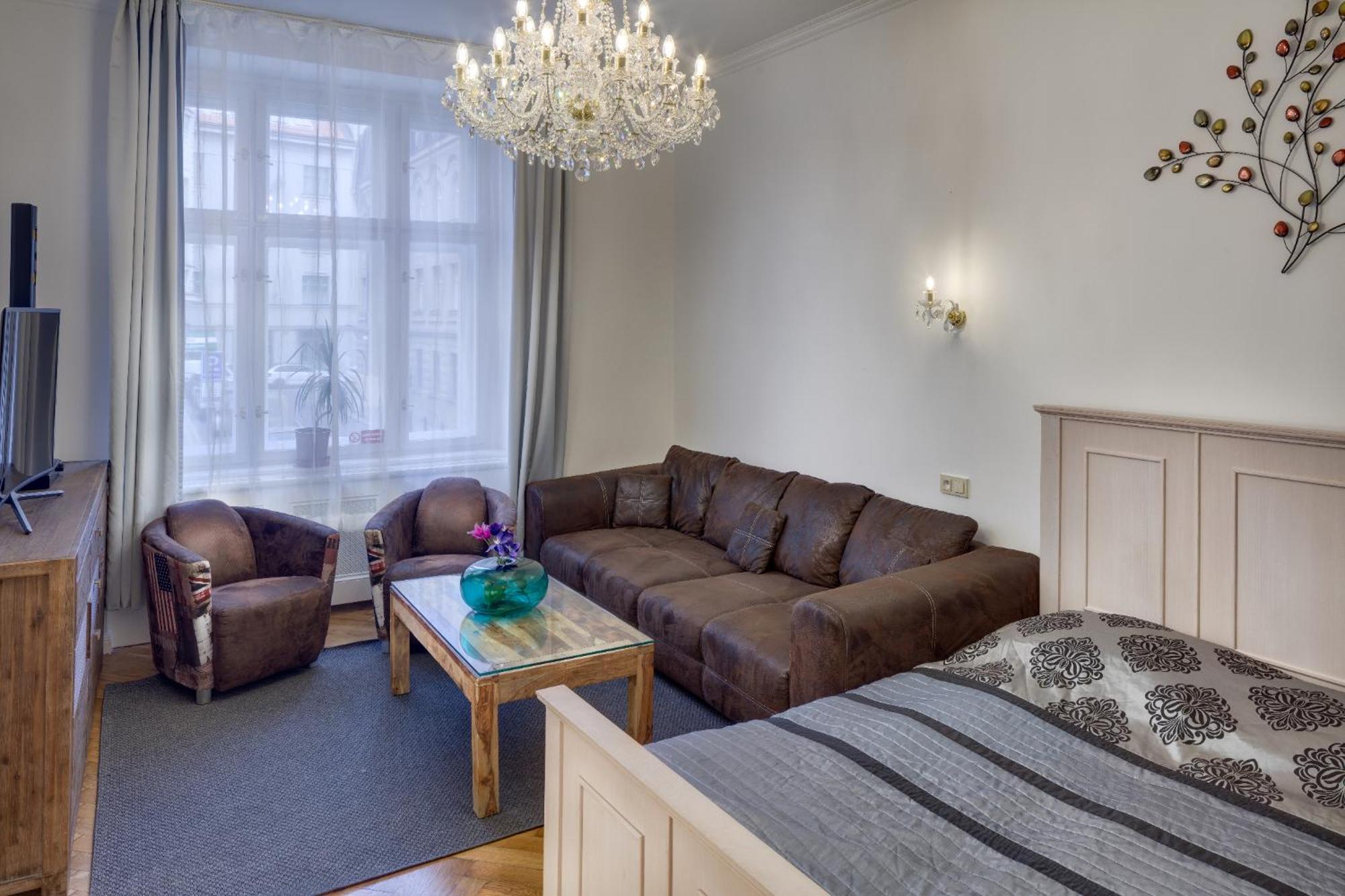 Appart hôtel Old Town Square 4*