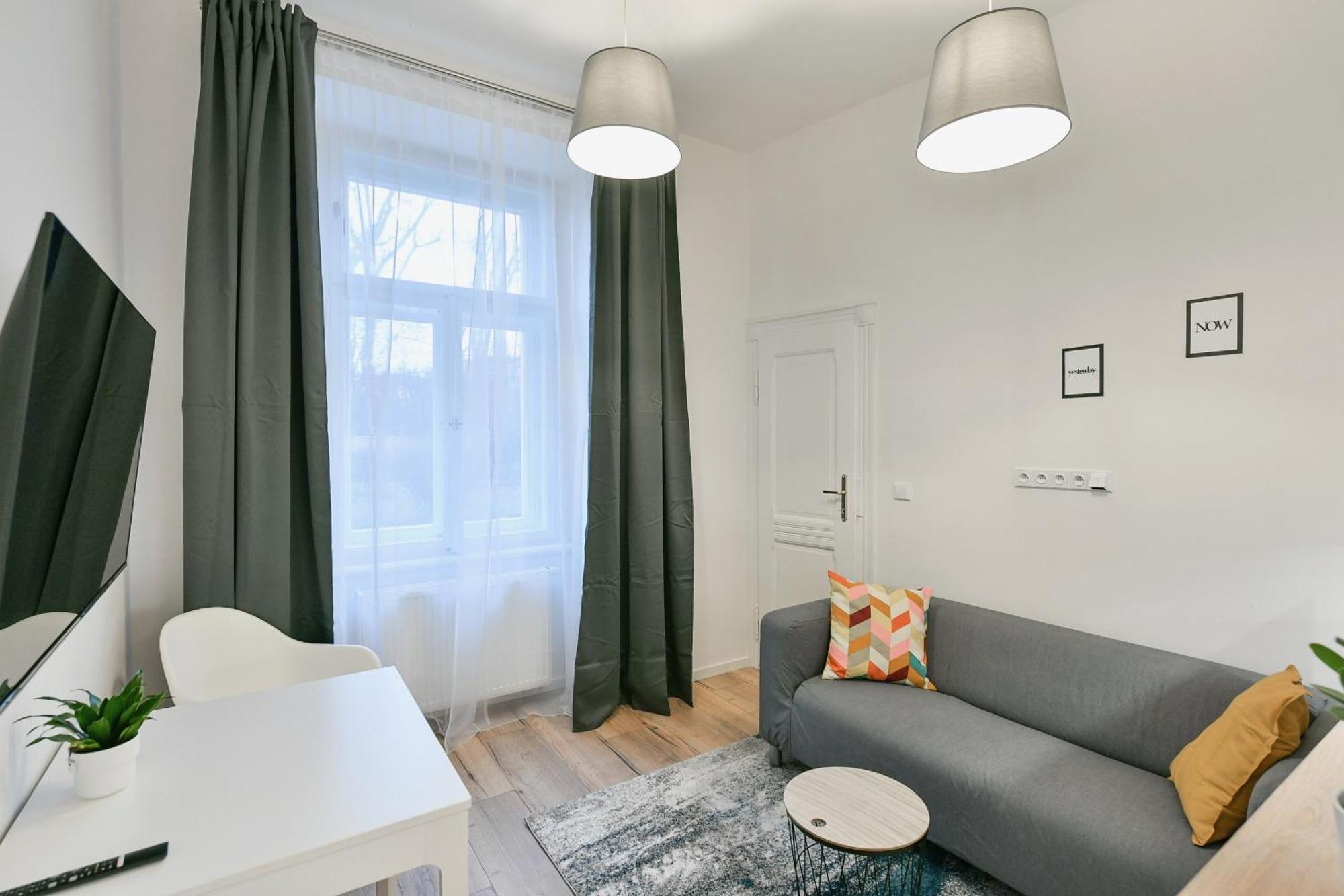 Kubelikova 32 Apartment
